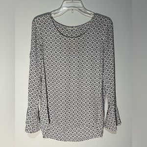 Pleione Shirt - see details of slit cuffs in picture.